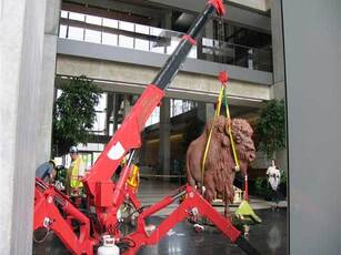 Indoor and Outdoor Lifting Service in Winnipeg